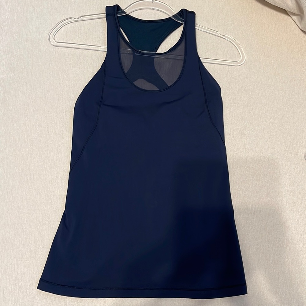 Lululemon tank